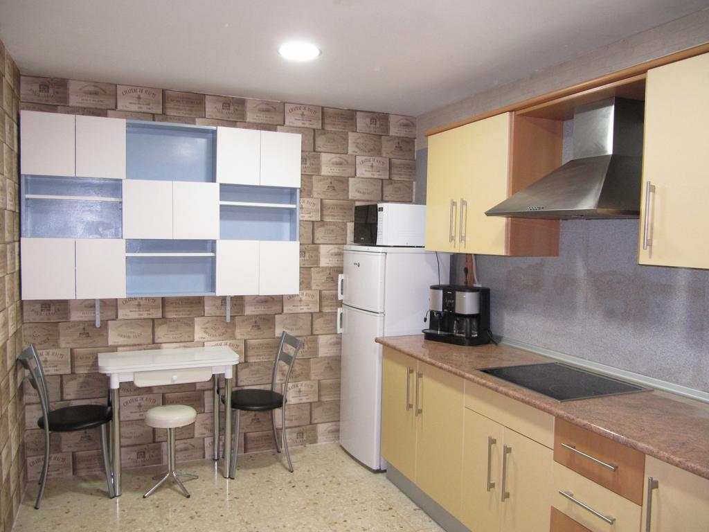 Apartamento Avenida Los Almogavares Apartamento