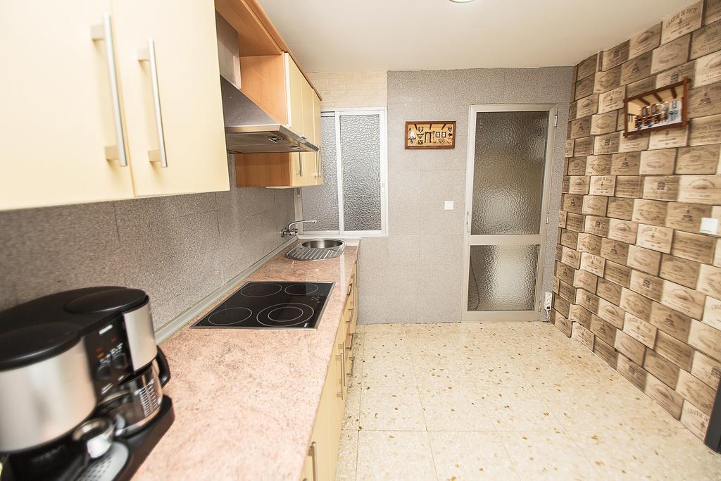 Apartamento Apartamento Avenida Los Almogavares *