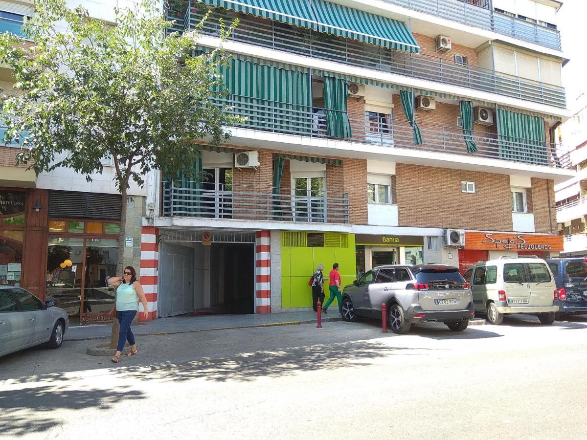 Apartamento Avenida Los Almogavares Cordoba